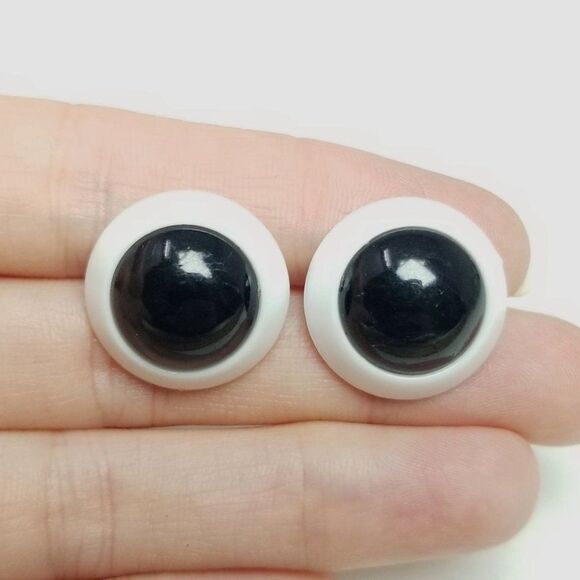 Vintage Eye Ball Stud Earrings, Black White, Unique Strange Estate - Picture 1 of 7